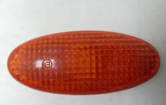 Nissan Almera Tino Front fender indicator light 261606F605
