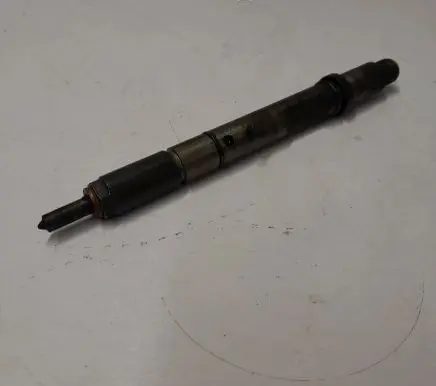 Audi A6 S6 C5 4B Fuel injector 059130201f 043213379