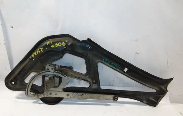 Mercedes-Benz Sprinter W901 W902 W903 W904 Front door manual window regulator A9017200314 A9017201446 A6907207046