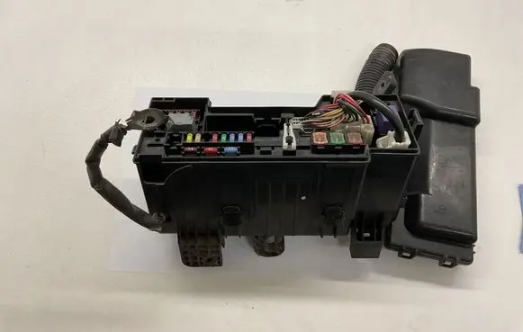 Toyota Aygo AB10 Fuse module 5014P01