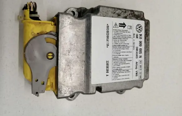 Skoda Octavia Mk2 (1Z) Airbag control unit/module 1K0909605N