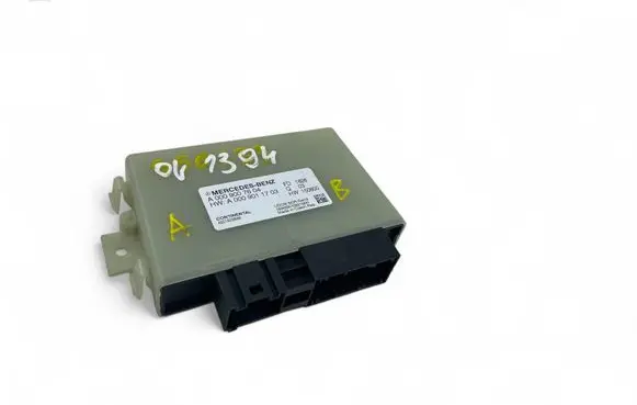 Mercedes-Benz C W205 Adblue control unit A0009007604