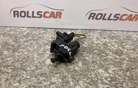 Ford Focus Brake pedal sensor switch 93BB13480BC