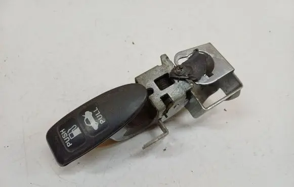 Honda Civic Fuel tank opening switch
