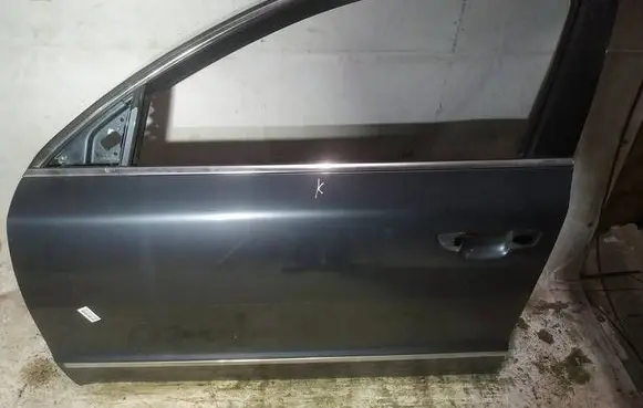 Skoda Superb B6 (3T) Front door pilkos