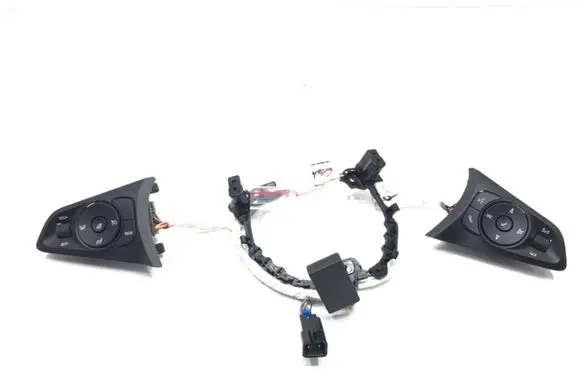 Steering wheel buttons/switches