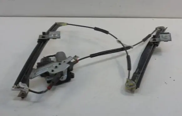 Ford Mondeo Mk III Front door window regulator with motor 0130821770
