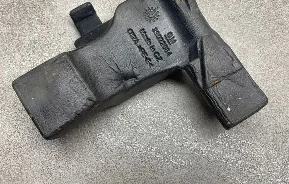 Opel Insignia B Fender foam support/seal 39022084