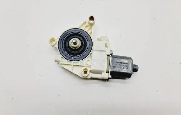 Mercedes-Benz B W246 W242 Front door window regulator motor A2469065100
