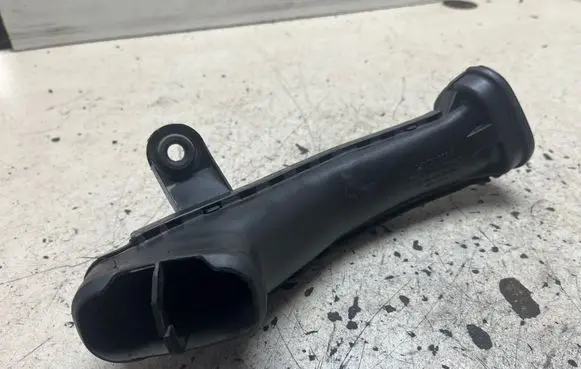 Seat Leon (1M) Air intake hose/pipe 1J0129609B 4615727999