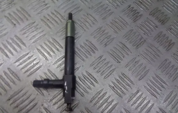Mazda 323 Fuel injectors set 