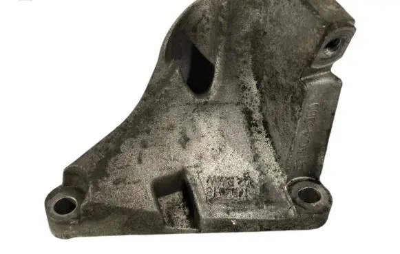 BMW 3 E90 E91 A/C compressor mount bracket 7792318