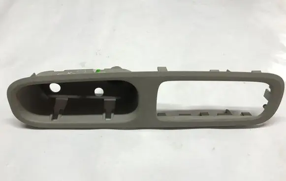 Volvo C70 Front door window switch trim 9466589 3202012C1