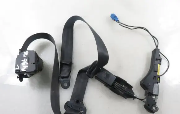 Citroen C3 Front seatbelt 