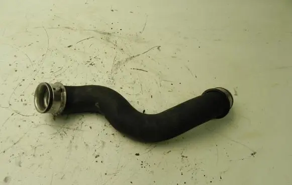 Mercedes-Benz E W212 Engine coolant pipe/hose A2045011682 MB1004