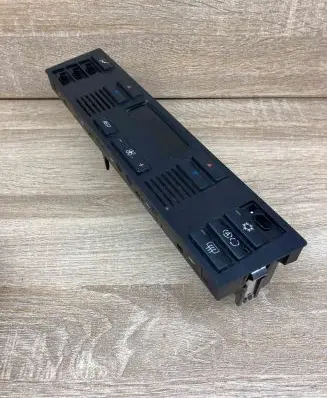 BMW 5 E39 Climate control unit 6904834 90025110