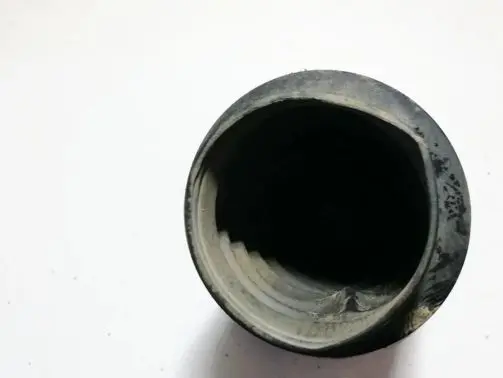 Suzuki Grand Vitara II Coil spring mount 