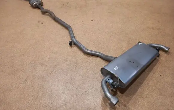 Volvo XC90 Muffler/silencer 82219128