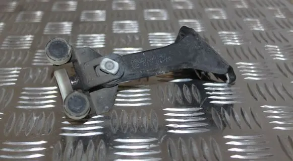 Mercedes-Benz Sprinter W906 Sliding door upper roller guide/hinge A9067600147