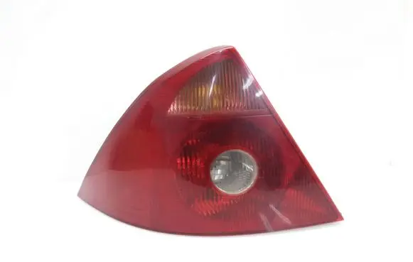 Ford Mondeo Mk III Rear/tail lights 6S7113405A