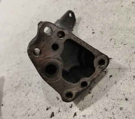Mercedes-Benz R W251 Engine mounting bracket A6420960345