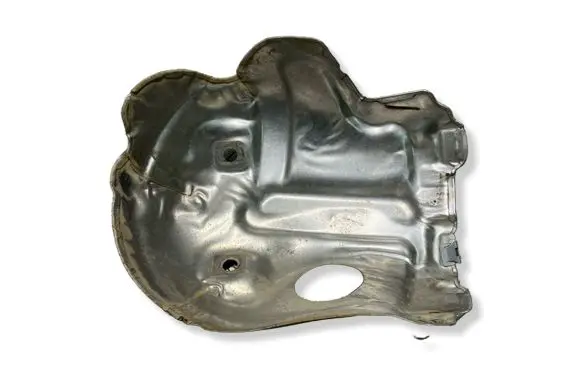Volvo XC40 Exhaust heat shield 32299070