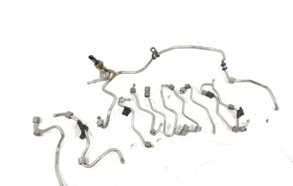 BMW X6 E71 Fuel line pipe