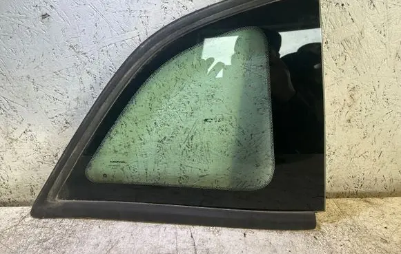 Dodge Challenger Rear side window 68234216AA 512712AA 1WSP510