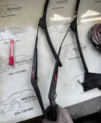 Chrysler 300 - 300C Front wiper blade arm 345326443