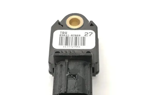 Toyota Auris 150 Airbag deployment crash/impact sensor 8983102060