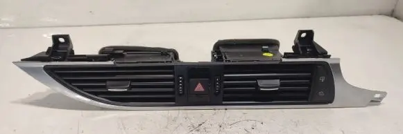 Audi A6 S6 C7 4G Dash center air vent grill 4G2820951