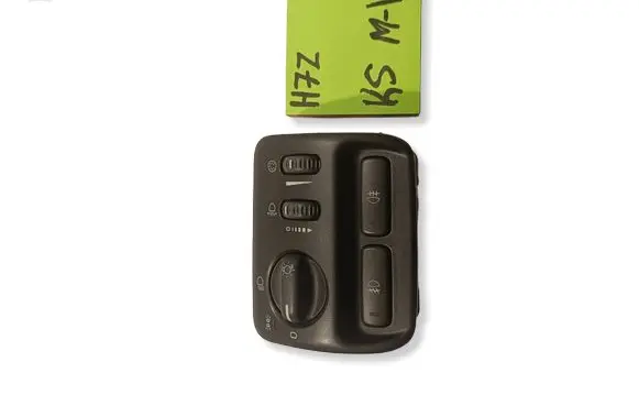 Volvo S80 Fog light switch 382652