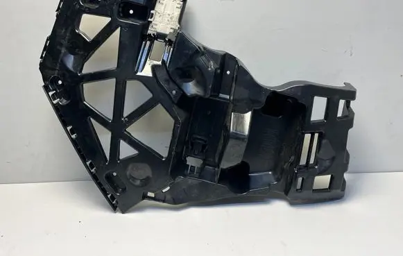 BMW X2 U10 Rear bumper mounting bracket 5A329D1