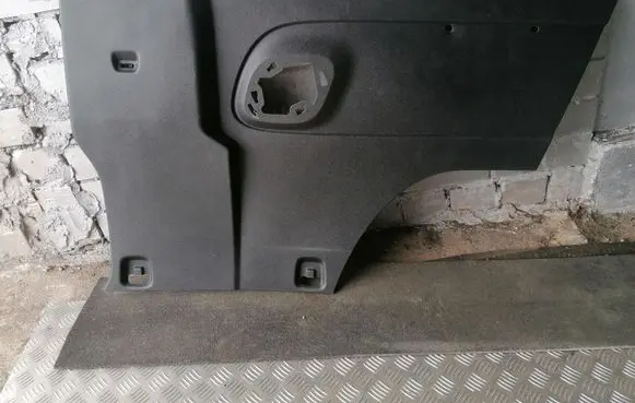 Renault Trafic III (X82) Trunk/boot side trim panel 769005274R 93450703