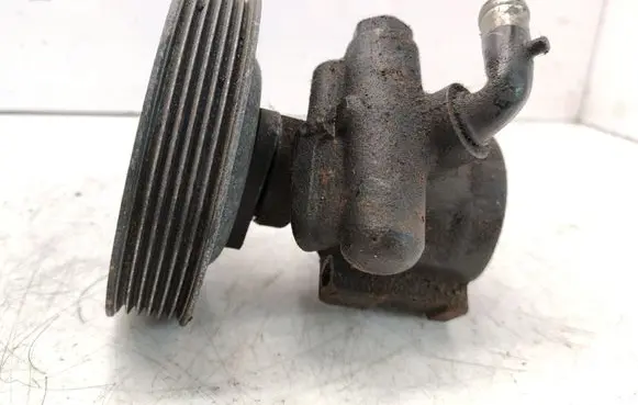 Alfa Romeo 156 Power steering pump 26064414 46534757 C154