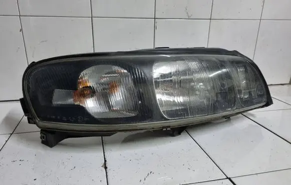 Volvo S60 Headlight/headlamp 8693578 89007860