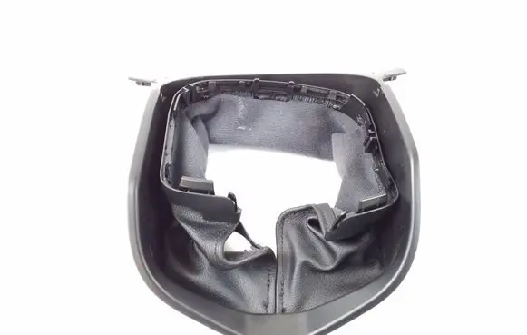 Mercedes-Benz C W204 Steering wheel column trim A2046821416