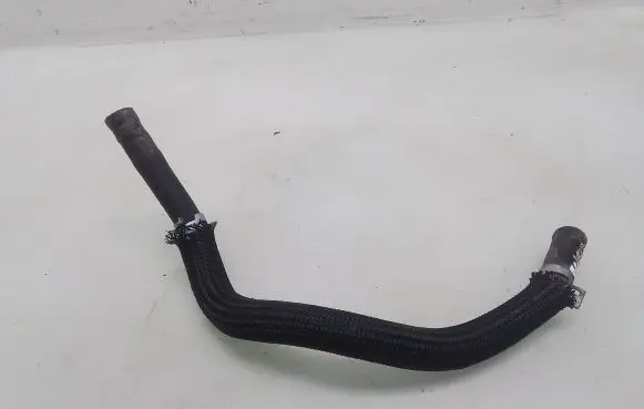 Toyota Auris 150 Engine coolant pipe/hose