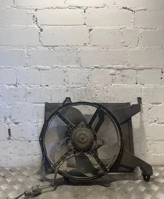Mitsubishi Space Star Radiator cooling fan shroud 8240276