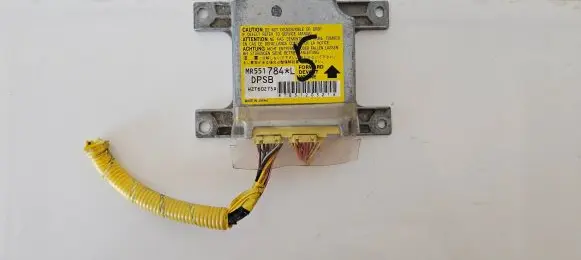 Mitsubishi Pajero Airbag control unit/module MR551784 W2T60275A TB5120321