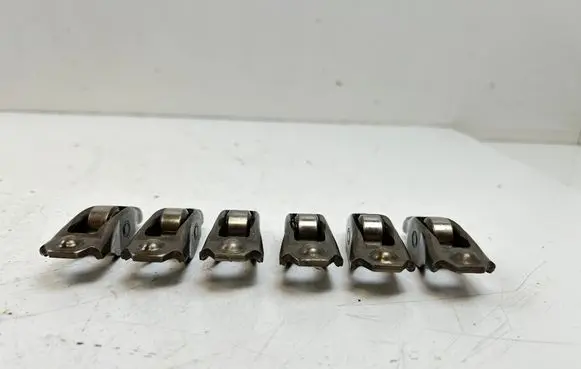 Jeep Cherokee III KJ Valve rocker arm 