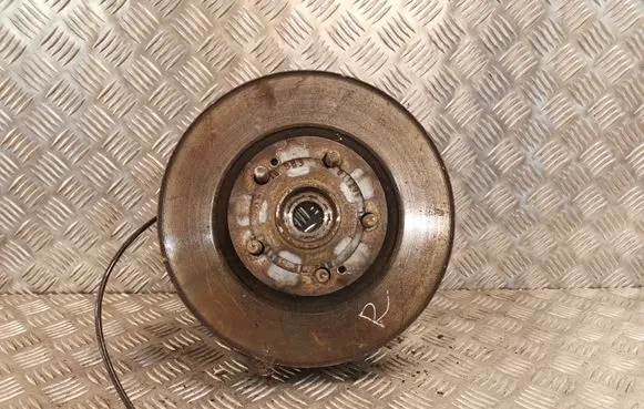 Toyota Corolla Verso E121 Front wheel hub spindle knuckle 05060 43211 8954202040