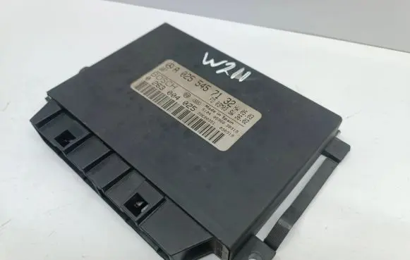 Mercedes-Benz E W211 Parking PDC control unit/module A0255457132 0263004025 0255457132
