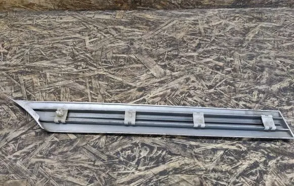 Mercedes-Benz C AMG W203 Rear fender molding trim A2036900762