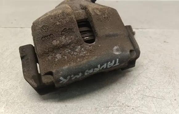 Volkswagen Touran II Front brake caliper