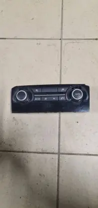 BMW 7 F01 F02 F03 F04 Air conditioning/heating control unit 16046610