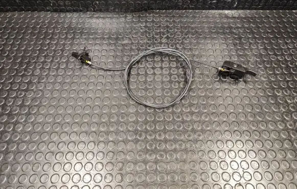 Peugeot 4008 Fuel cap release pull handle 