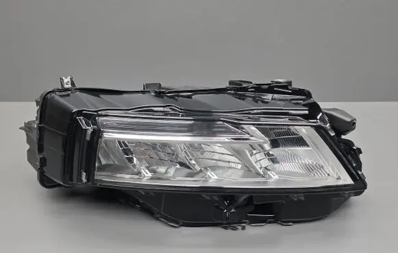 Nissan X-Trail T33 Headlight/headlamp 23795 260564014R E1336210R