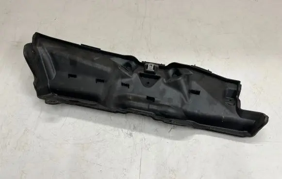 BMW X5 G05 Other engine bay part 51717430379 10834110