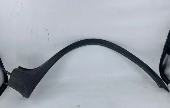 BMW X5 E53 Front arch trim 8408704